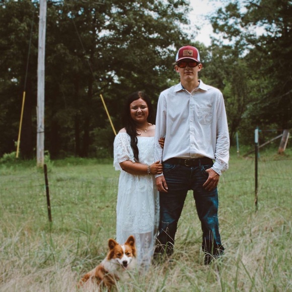 Meet your Posher, Nikole - Picture 2 of 7